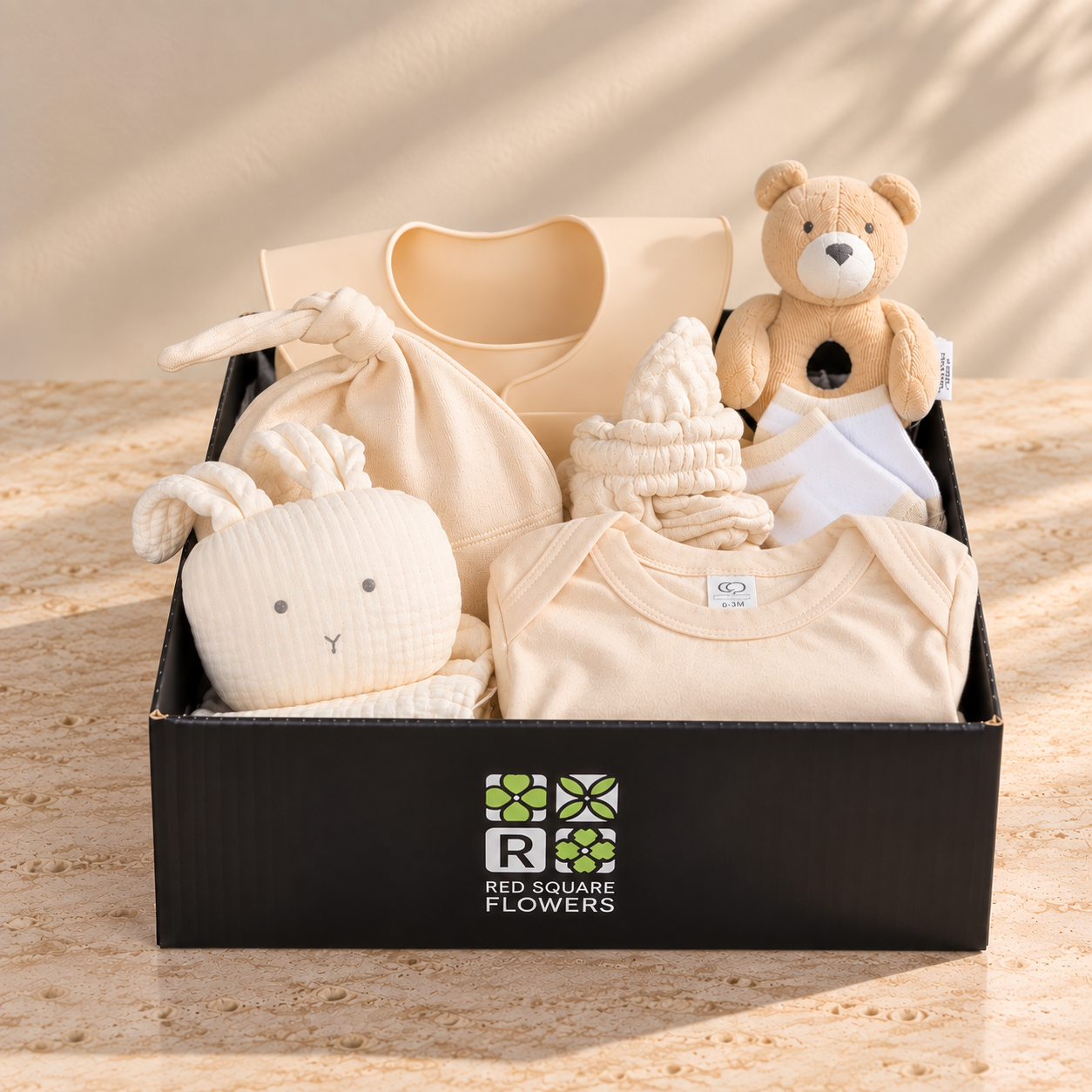 little-beginnings-luxe-baby-gift-crate-madison-wi little-beginnings-grand-baby-gift-crate-madison-wi